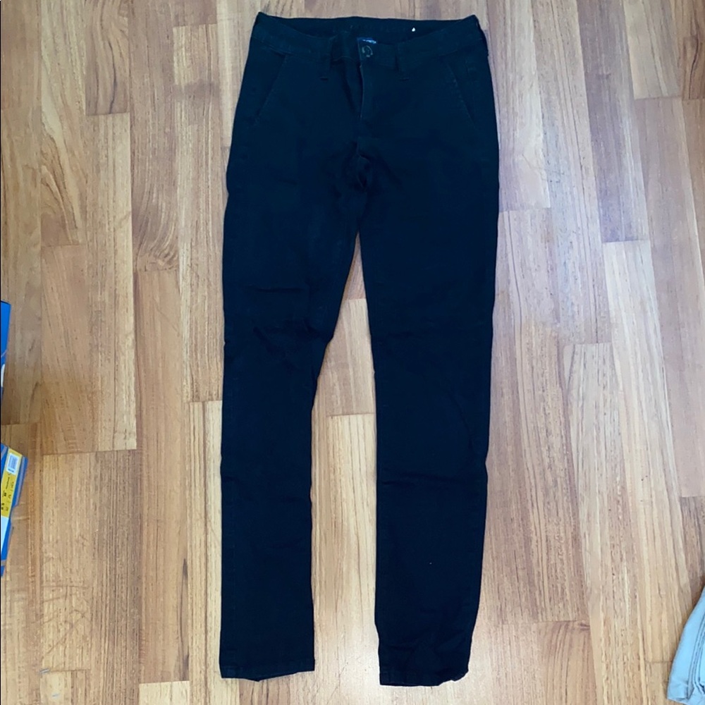 Black American Eagle khaki pants long length